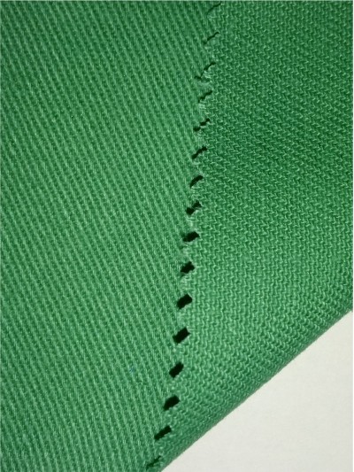 HN-YIJA 純棉阻燃紗卡1 阻燃布 7x7  斜褲 工人連身服 側面照